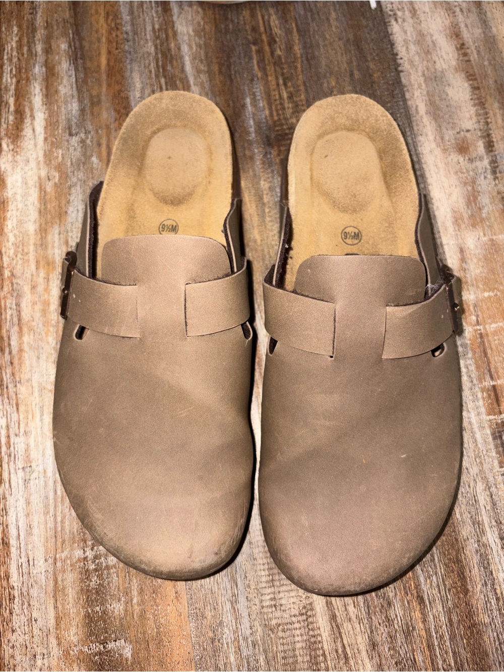 Women's Slip-On Clogs in Brown - Comfortable Everyday Mule